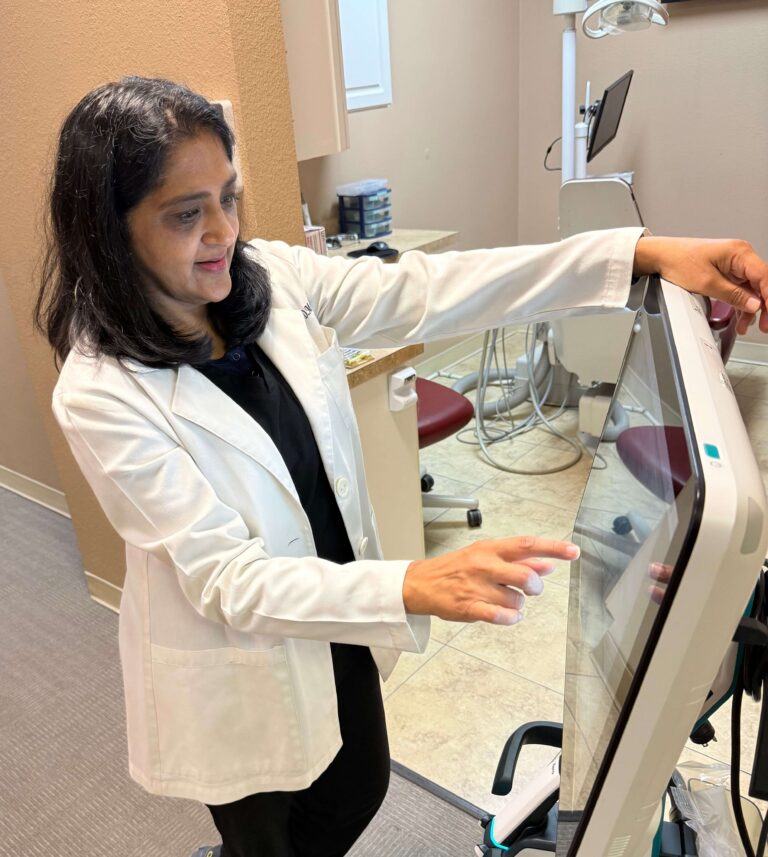Dr. Pranati Chokshi using digital dental imaging technology in Winter Garden, FL